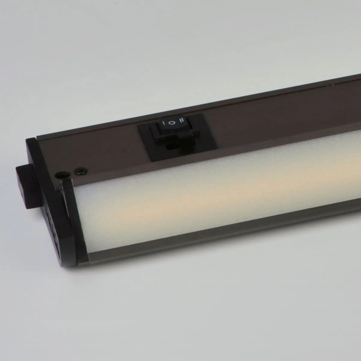 CounterMax 5K 18 Inch LED Under Cabinet Light, 2700K to 5000K, 1200 Lumens, 120V, Bronze